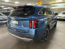 2024 Kia
Sorento GT-Line