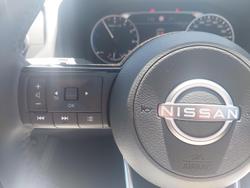 2024 Nissan
                X-TRAIL ST-L e-POWER