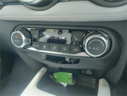 2023 Nissan JUKE ST-L+