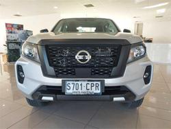 2022 Nissan Navara SL