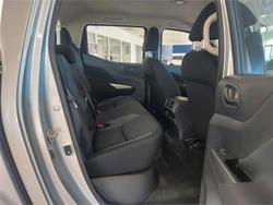 2022 Nissan Navara SL