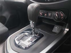 2022 Nissan Navara SL