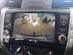 2022 Nissan Navara SL