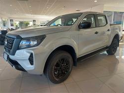 2022 Nissan Navara SL
