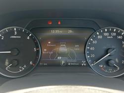 2024 Nissan
Navara ST-X