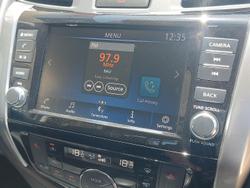 2024 Nissan
Navara ST-X