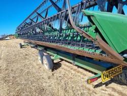 2019 John Deere S780 Combine & 740D Front With Trailer