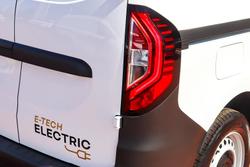 2025 Renault
                Kangoo E-Tech L2 EV45