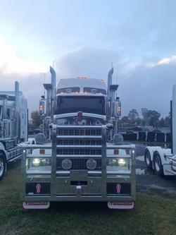 2024 Kenworth T909