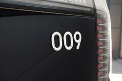 2024 Zeekr
                009 