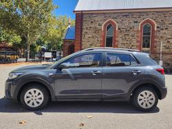 2021 Kia
Stonic S