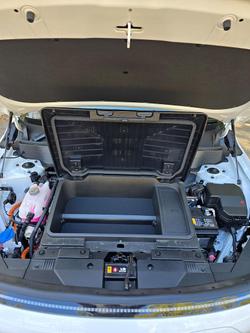 2025 Hyundai
                Kona Electric Premium
