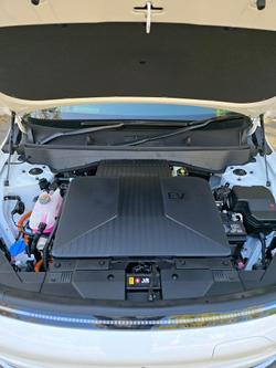 2025 Hyundai
                Kona Electric Premium