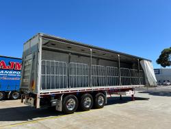 2017 Barker
                St3 Od 22 Pallet Refrigerated Sd Tail Gate 