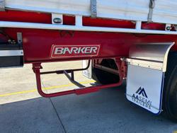 2017 Barker St3 Od 22 Pallet Refrigerated Sd Tail Gate
