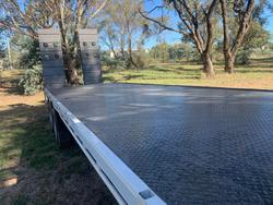 2015 Fuso 2427 6X2 Allison Auto Trans Beavertail White