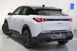 2024 Peugeot 3008 GT Hybrid P64 Okenite White