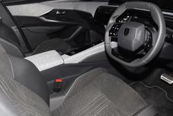 2024 Peugeot 3008 GT Hybrid P64 Okenite White