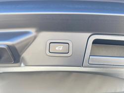 2019 Land Rover Range Rover Velar D240 HSE L560 MY19.5 AWD Indus Silver