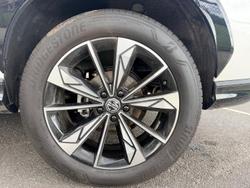 2025 MG HS Essence AS33 MY25 Pearl White