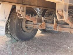 1996 david buxton & son Tandem Axle Curtainsider