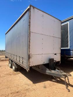 1996 david buxton & son Tandem Axle Curtainsider
