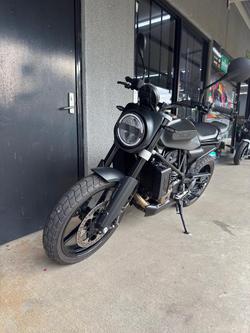 2019 Husqvarna SVARTPILEN 701 SVARTPILEN Black