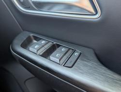 2025 MG ZS Essence Turbo ZS32 MY25 Diamond Red