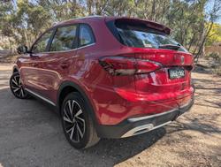 2025 MG ZS Essence Turbo ZS32 MY25 Diamond Red