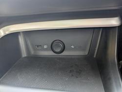 2025 MG ZS Essence Turbo ZS32 MY25 Diamond Red