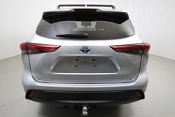 2021 Toyota
                Kluger GXL
