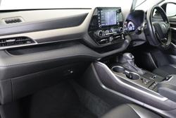 2021 Toyota
                Kluger GXL
