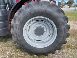 Massey Ferguson 5S.135 Dyna-6 Efficient Tractor 135Hp