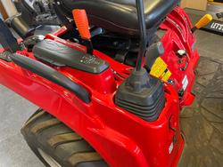 2023 Massey Ferguson
Gc1723e 23Hp Compact Tractor