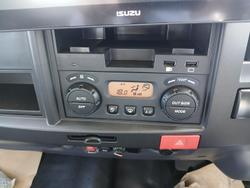 2025 Isuzu Npr 75-190 AMT MWB