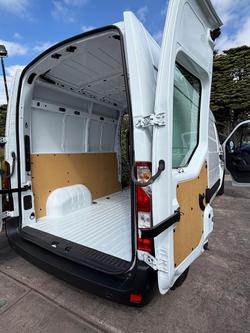 2025 Renault Master Pro 110kW X62 Phase 2 MY25 Mineral White