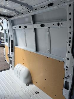 2025 Renault Master Pro 110kW X62 Phase 2 MY25 Mineral White