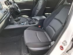 2015 Mazda
3 SP25