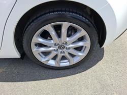 2015 Mazda
3 SP25