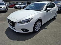 2015 Mazda
3 SP25