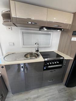 2025 Avan Aspire 555-1