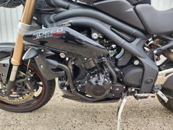 2015 Triumph Speed Triple 1050 ABS Speed Triple Black