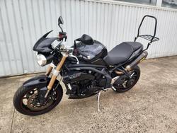 2015 Triumph Speed Triple 1050 ABS Speed Triple Black