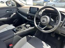 2024 Nissan T33 ST