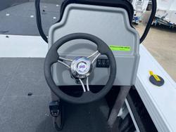 2025 QUINTREX 520 Top Ender Pro