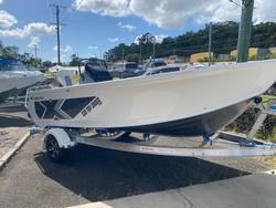 2025 QUINTREX 520 Top Ender Pro