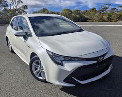 2018 Toyota
Corolla Ascent Sport Hybrid