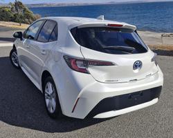 2018 Toyota
Corolla Ascent Sport Hybrid