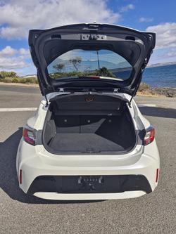 2018 Toyota
Corolla Ascent Sport Hybrid