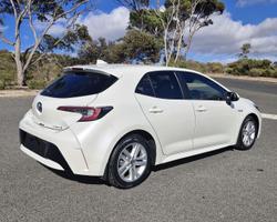 2018 Toyota
Corolla Ascent Sport Hybrid